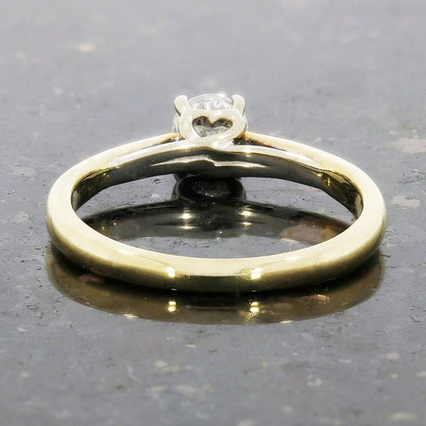Pre Owned Ladies 9ct Yellow Gold Diamond Solitaire Ring