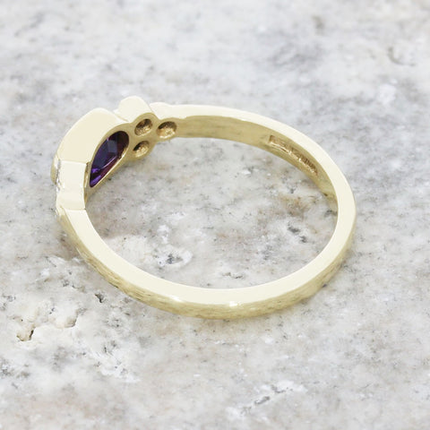 Pre Owned 9ct Yellow Gold Amethyst and Diamond Ring