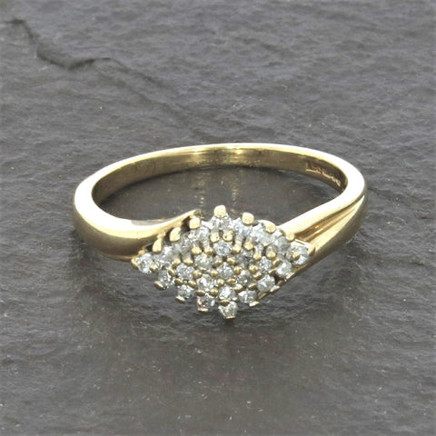 Pre Owned 9ct Yellow Gold 0.25ct Diamond Cluster Ring | H&H
