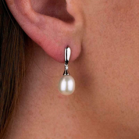 9ct White Gold Freshwater Pearl and Diamond Earrings GE2075W