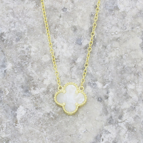 Four Leaf Clover Mother of Pearl Necklace GVL004