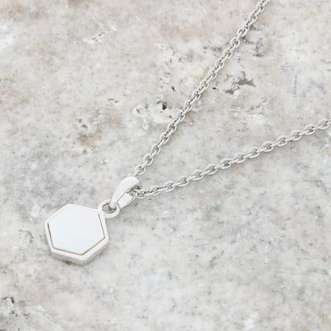 Unique & Co Silver Mother of Pearl Hexagon Pendant and Chain MK-890