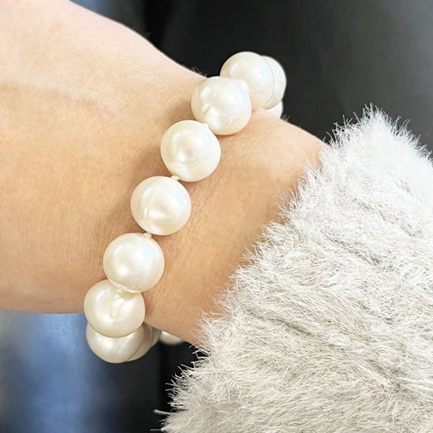 Lido Pearls Large Freshwater Pearl Bracelet 0166B | H&H Jewellers