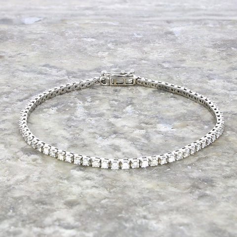 18ct White Gold 2.33cts Brilliant Cut Diamond Line Tennis Bracelet | H&H