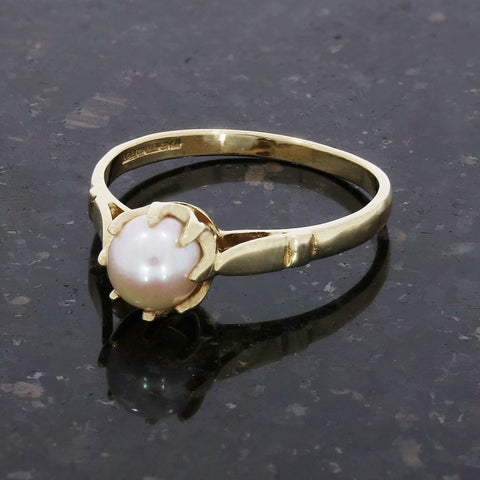 Pre Owned 9ct Yellow Gold Culture Pearl Ring