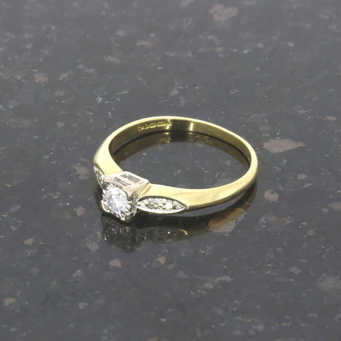 Pre Owned Ladies 18ct Yellow Gold 0.15cts Diamond Solitaire Ring | H&H 