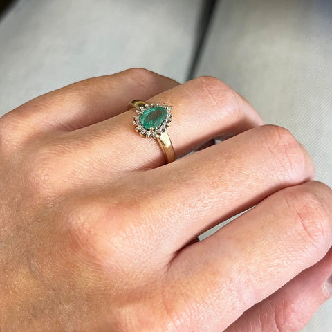 Pre Owned 9ct Yellow Gold Emerald and Diamond Cluster Ring | H&H 