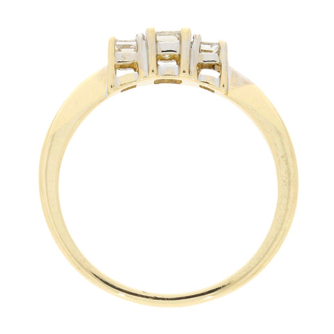 Pre Owned 9ct Yellow Gold 0.35cts Princess Cut Diamond Trilogy Ring