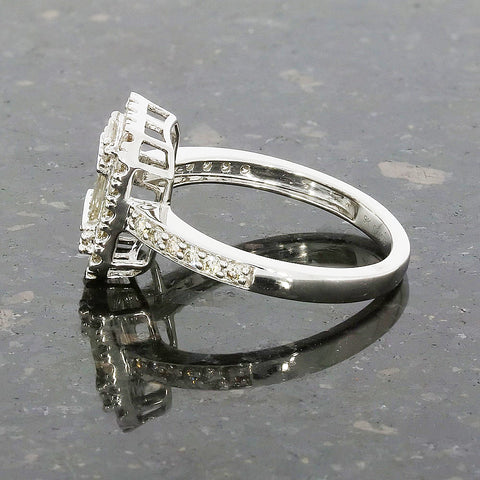 9ct White Gold 1.0cts Diamond Cluster Ring