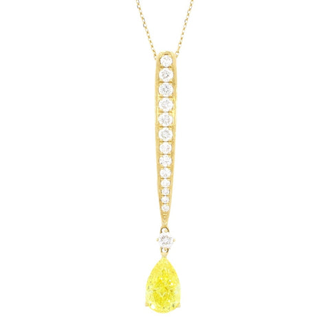 18ct Gold  Lab Grown Pear Shape Yellow Diamond Pendant With Chain | H&H