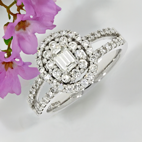 18ct White Gold 1.05ct Diamond Cluster Ring | H&H